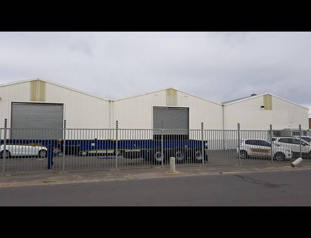 2,300M² FACTORY TO LET IN KRAAIFONTEIN INDUSTRIA